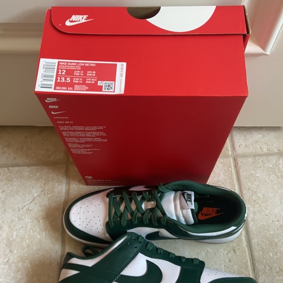 Nike Dunk Low Retro - Picture 3 of 4